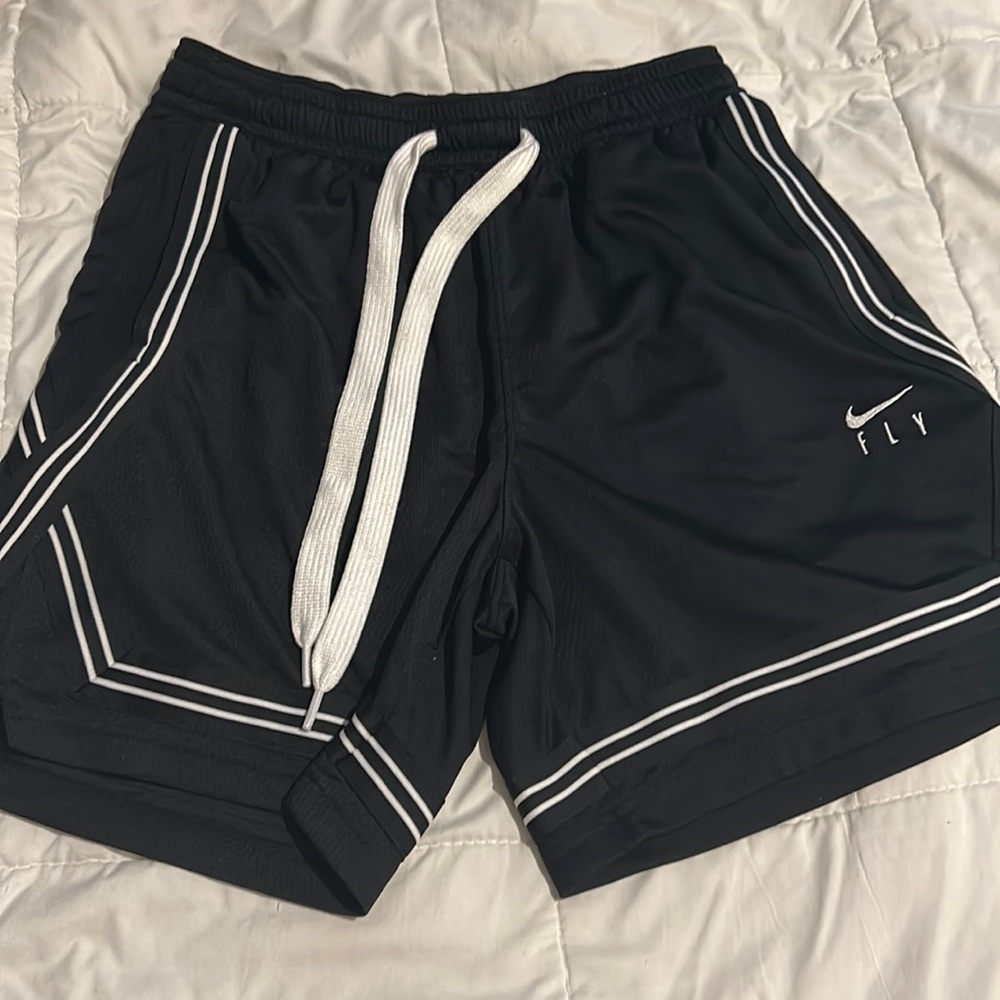 nike basketball shorts